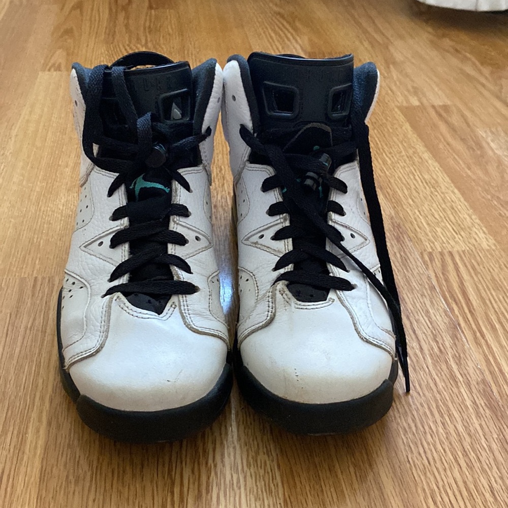 Nike Air Jordan 6 (Retro White Jade Black) - Picture 4 of 6